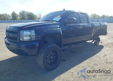 2010 Chevrolet Silverado 1500 Lt z USA, uszkodzony, nr VIN 1GCSKSE39AZ292889